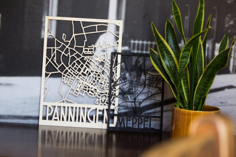 plattegrond zwart gebeitst hout panningen en zetten