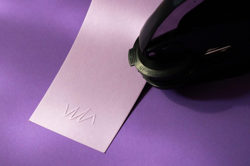 relief drukken in papier met stempel