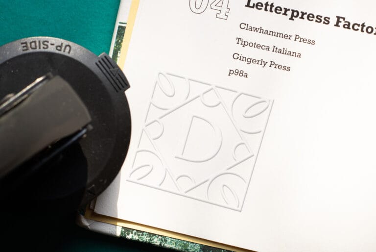 reliefstempel monogram preeg initialen